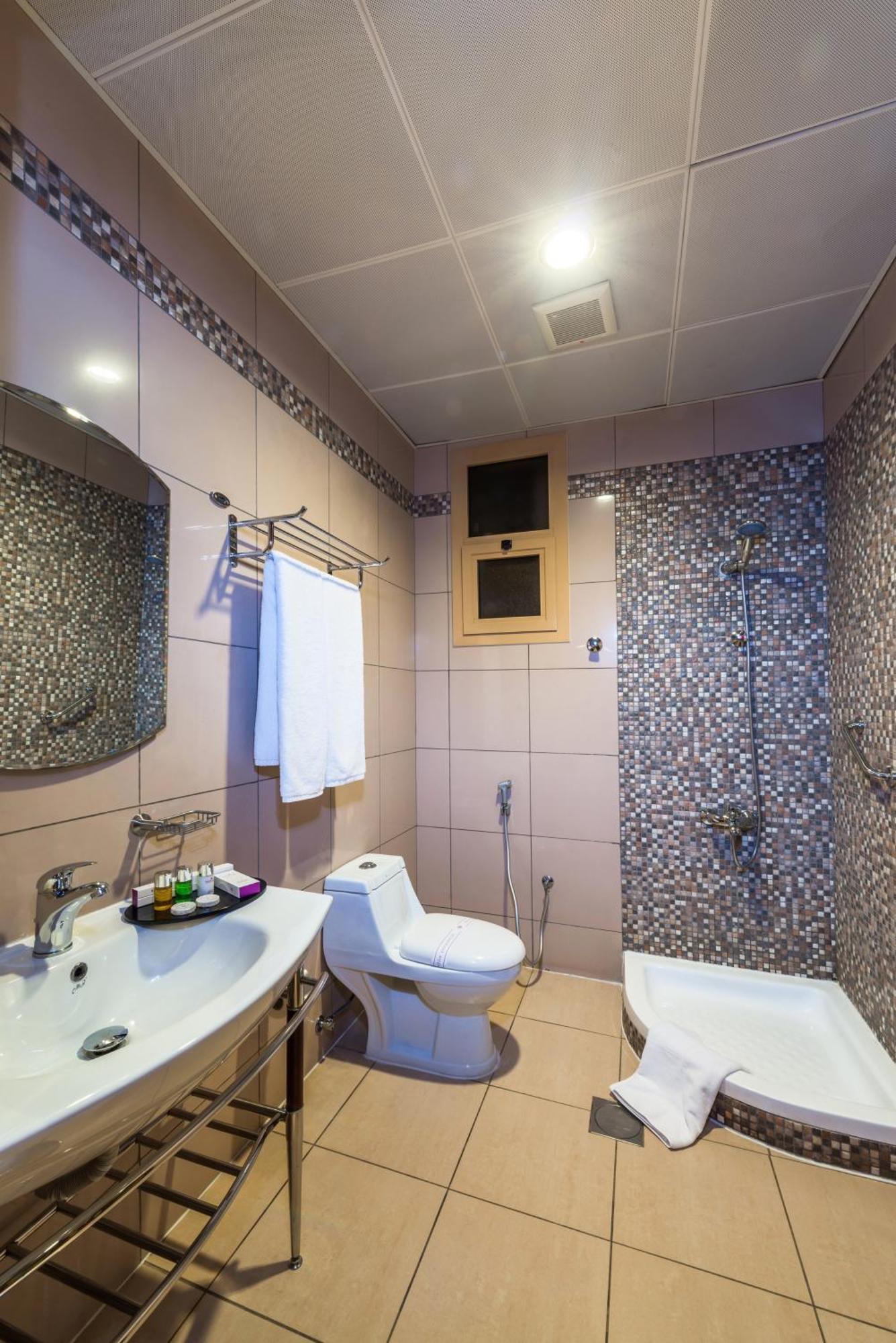 บูด อัลฟาเครีย Aparthotel อันนีซาฮ์ ภายนอก รูปภาพ